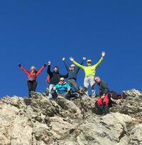 Tous ensemble, tous ensemble, ouais Tous ensemble, tous ensemble, ouais